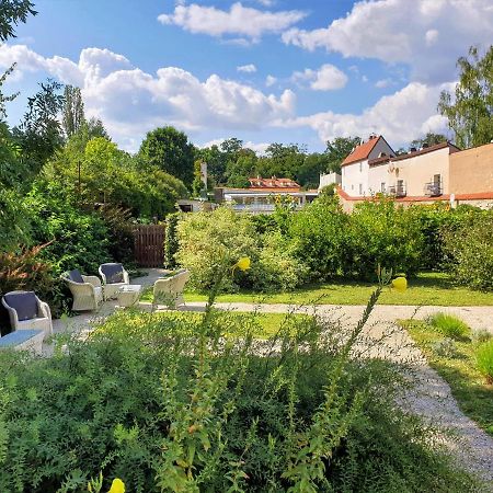 Garden Residence Prague Castle Bagian luar foto