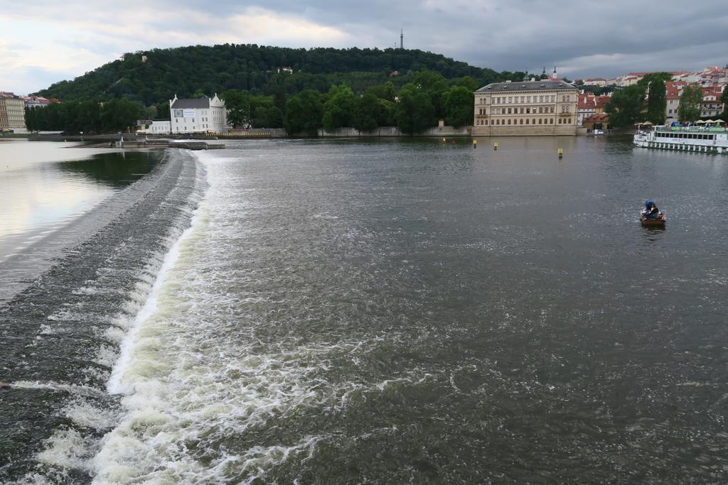 Garden Residence Prague Castle Ruang foto